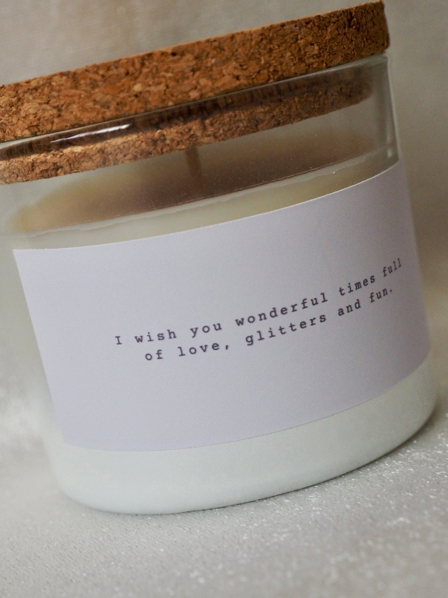 Geurkaars | I wish you wonderful times full of love, glitters and fun.