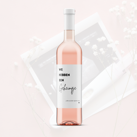 Wijnetiket | We hebben een geheimpje. Jullie worden opa en oma