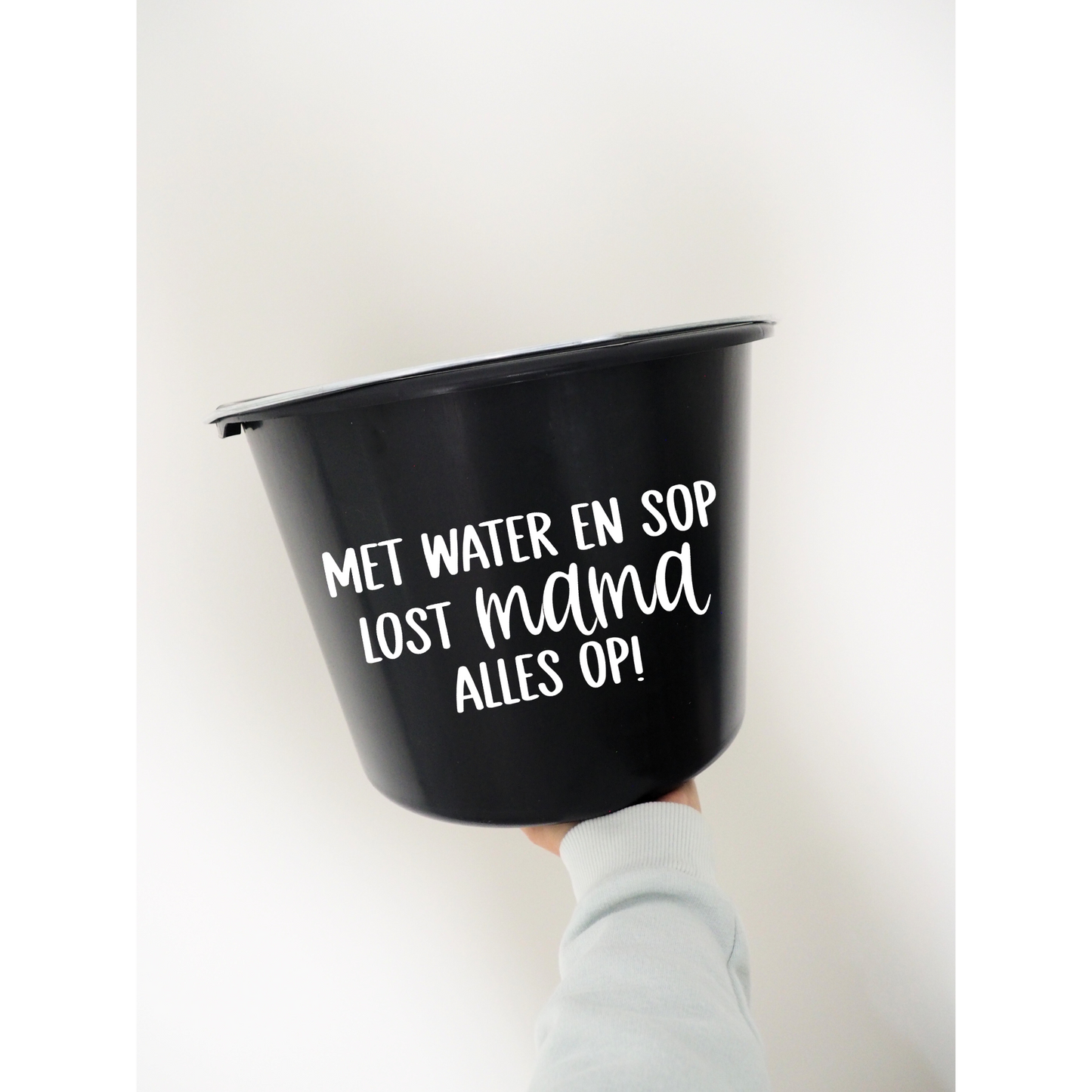 Cadeau emmer | Met water en sop lost mama alles op!